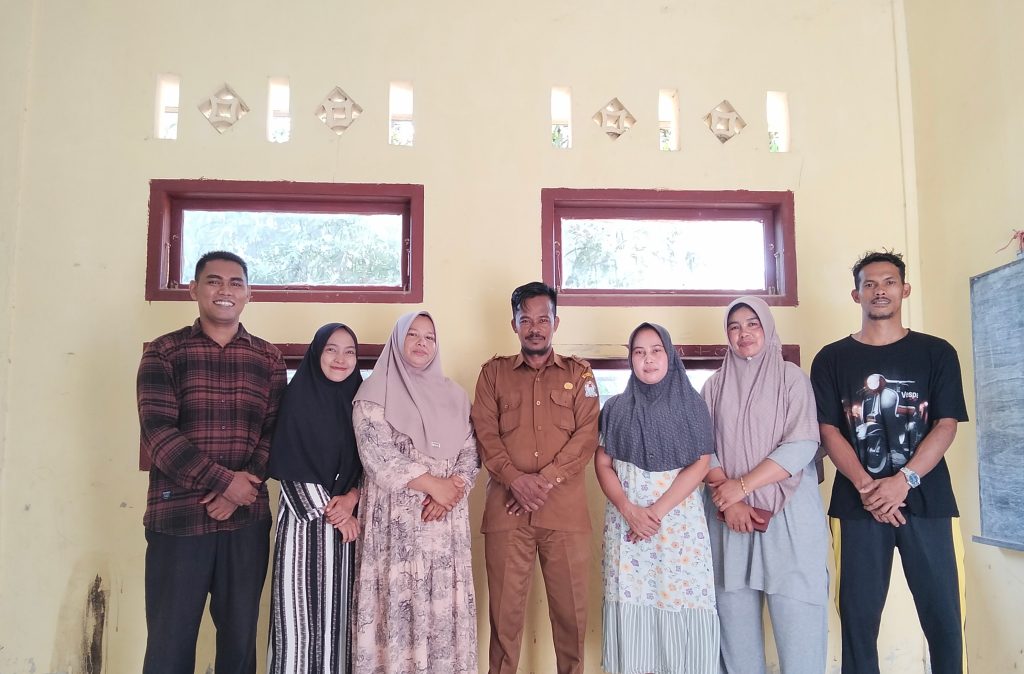 Penggerak Seuramoe Baca Gampong Paya Luah, Woyla Aceh Barat