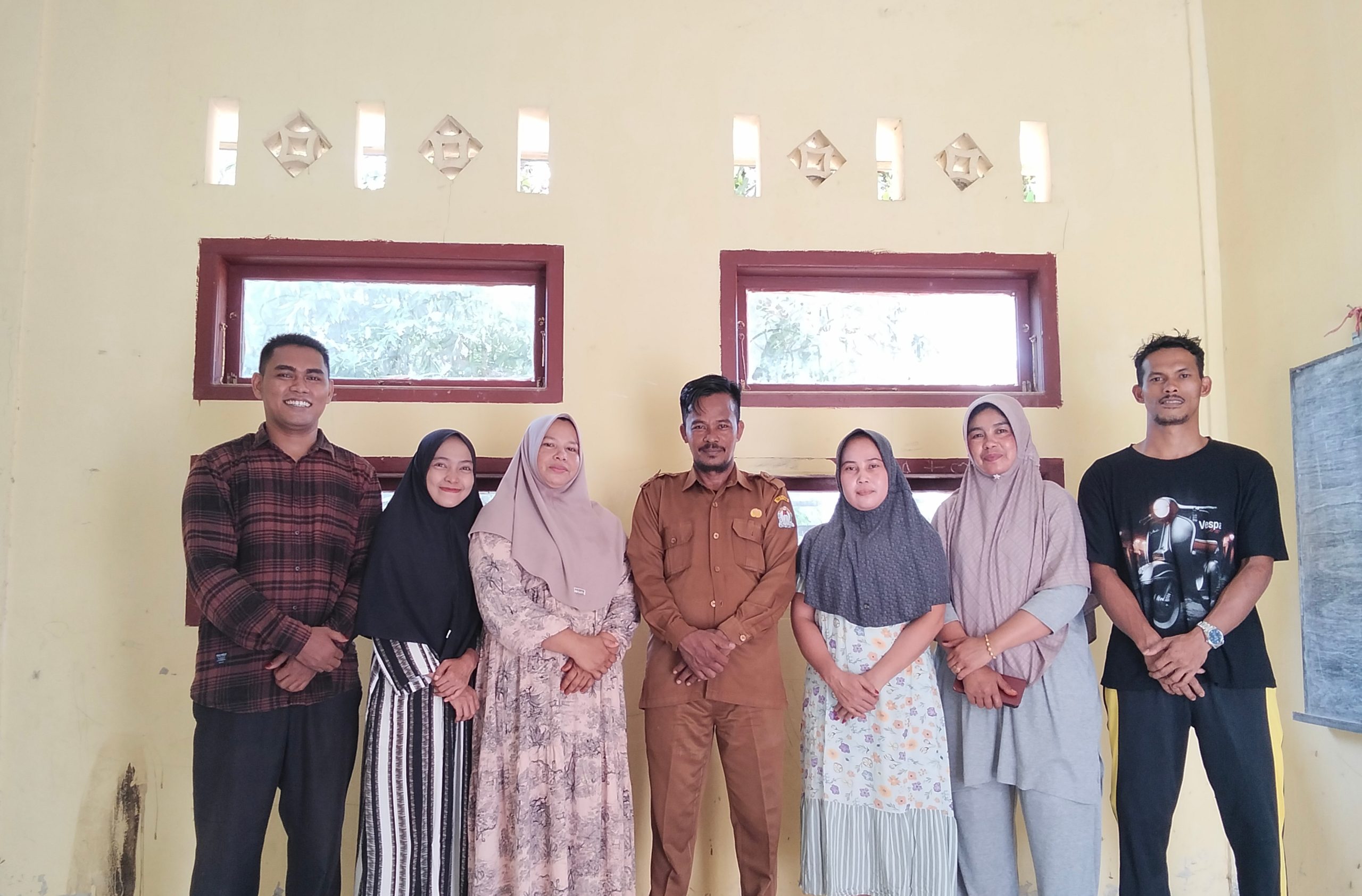 Penggerak Seuramoe Baca Gampong Paya Luah, Woyla Aceh Barat
