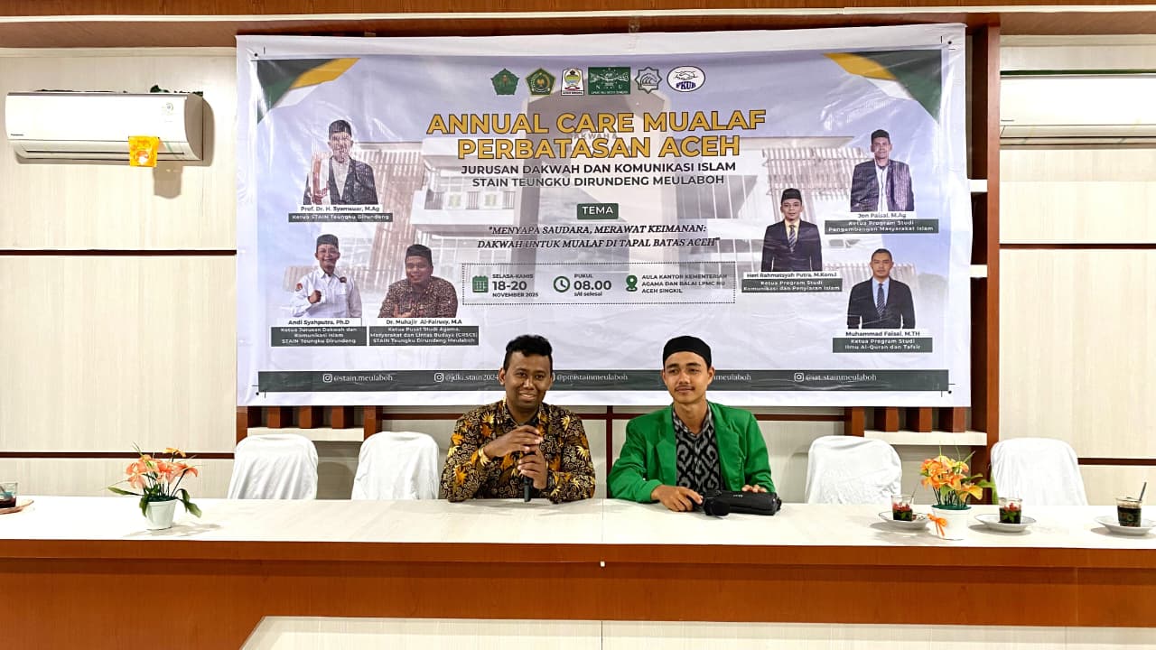 Sukri M.Sos (Dosen PMI) dan Fajeri (Mahasiswa PMI) dalam Kolaborasi Annual Care Muallaf Perbatasan Aceh Singkil