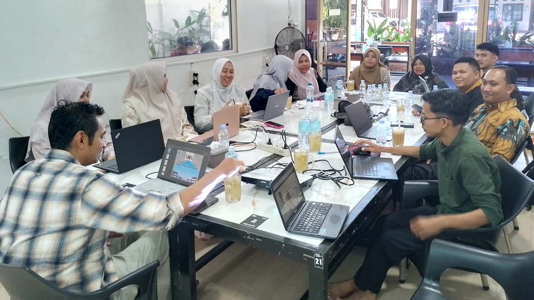 Pserta FGD Kurikulum Prodi Magister MPI dan Studi Islam STAIN Meulaboh